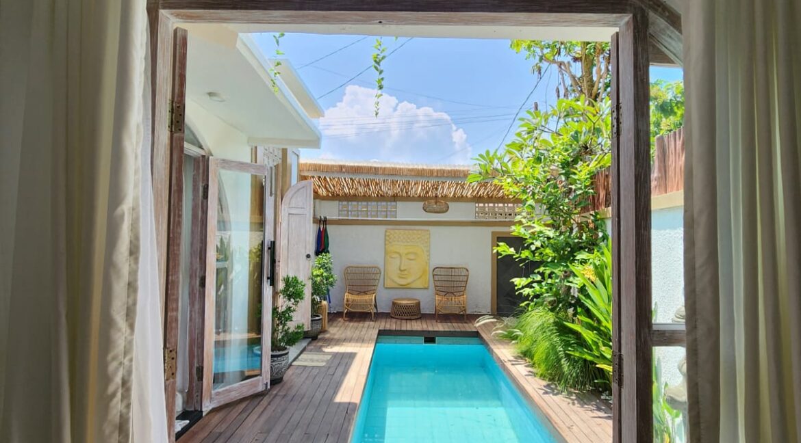 WhatsApp Image 2025-05-17 at 09.58.18