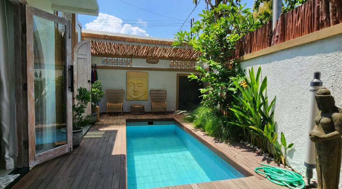 WhatsApp Image 2025-05-17 at 09.58.22 (1)