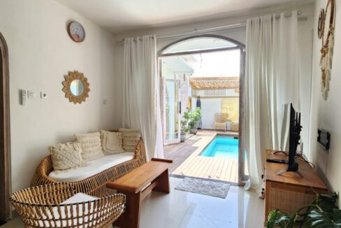 WhatsApp Image 2025-05-17 at 09.58.22