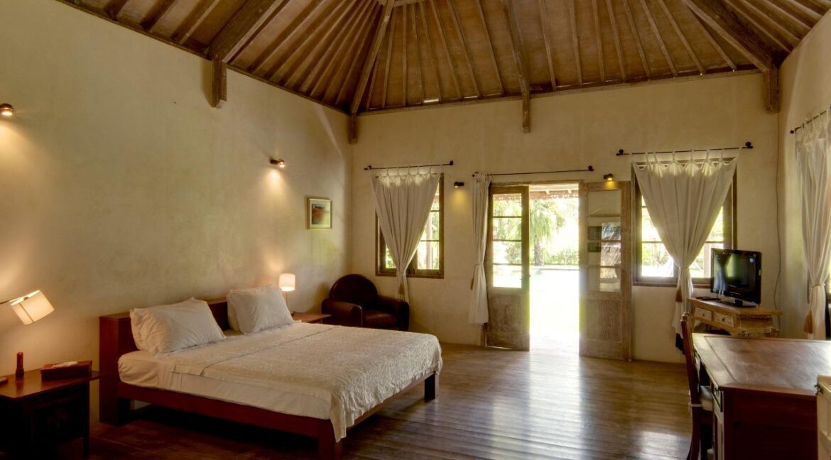 WhatsApp Image 2025-08-13 at 08.34.49