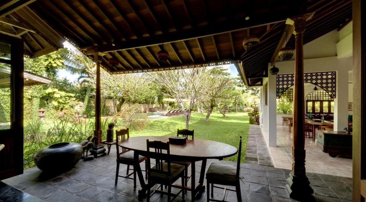 WhatsApp Image 2025-08-13 at 08.34.50 (1)