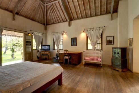 WhatsApp Image 2025-08-13 at 08.34.50