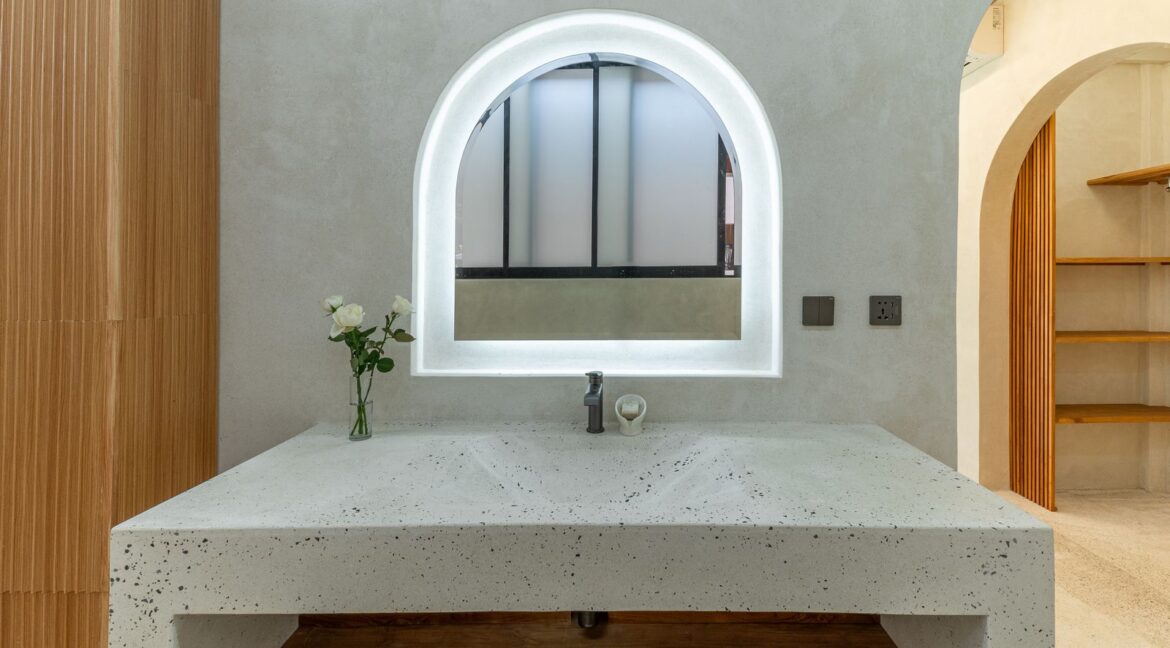 WhatsApp Image 2025-08-15 at 11.51.47 (1)