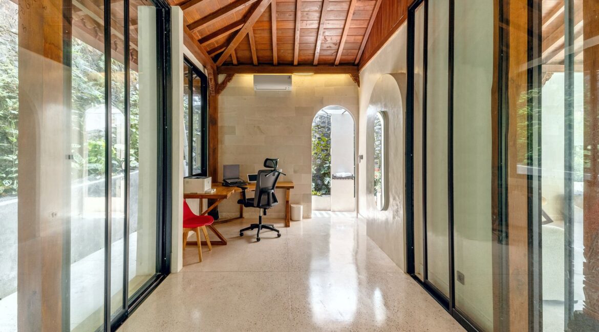 WhatsApp Image 2025-08-15 at 11.51.49