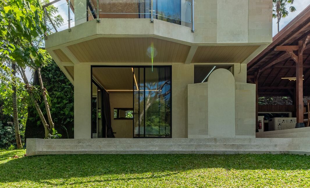 WhatsApp Image 2025-08-15 at 11.51.51