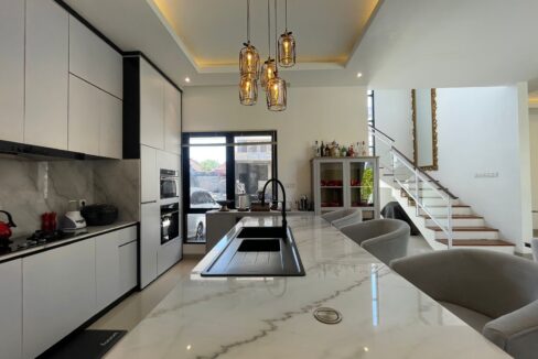 WhatsApp Image 2025-08-23 at 16.46.32 (1)