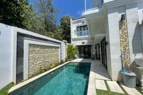 WhatsApp Image 2025-08-23 at 16.46.35 (1)