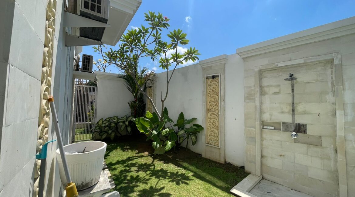 WhatsApp Image 2025-08-23 at 16.46.36