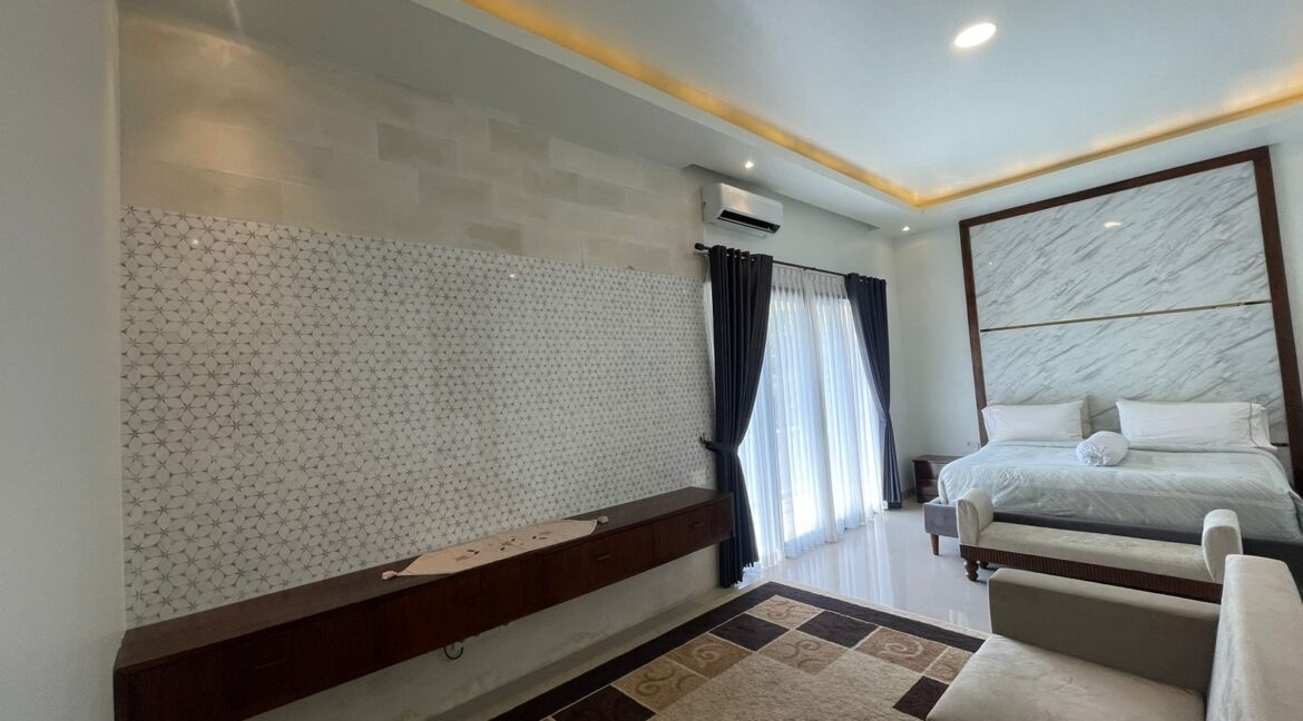 WhatsApp Image 2025-08-23 at 16.46.39