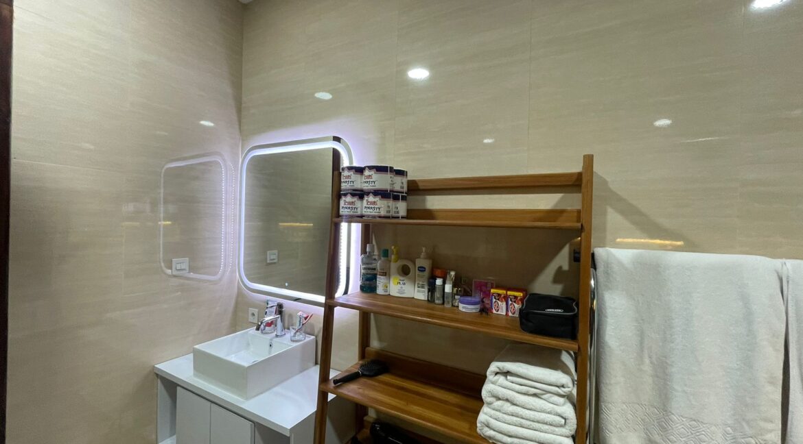 WhatsApp Image 2025-08-23 at 16.46.39 (2)