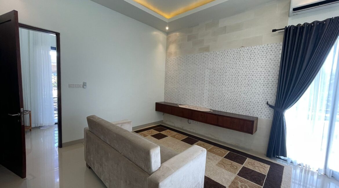 WhatsApp Image 2025-08-23 at 16.46.40 (2)