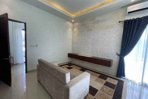 WhatsApp Image 2025-08-23 at 16.46.40 (2)