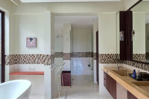 WhatsApp Image 2025-09-07 at 21.01.26 (2)