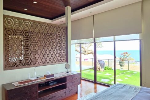 WhatsApp Image 2025-09-07 at 21.01.27 (1)