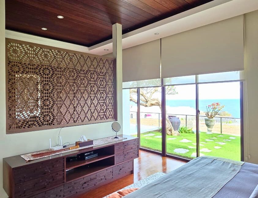 WhatsApp Image 2025-09-07 at 21.01.27 (1)