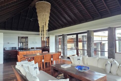 WhatsApp Image 2025-09-12 at 14.43.47 (2)