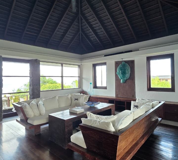 WhatsApp Image 2025-09-12 at 14.43.49