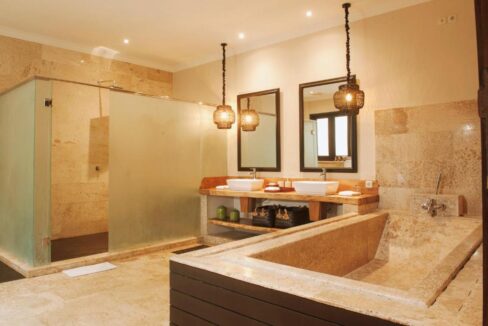 WhatsApp Image 2025-11-20 at 19.59.35 (1)