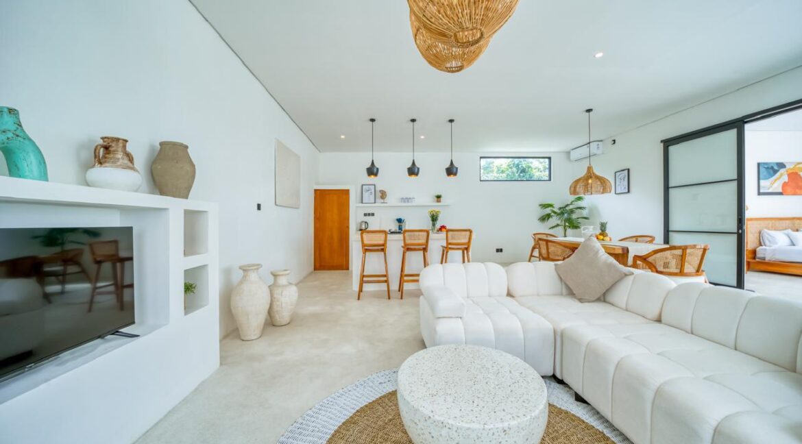 WhatsApp Image 2025-11-21 at 16.00.04