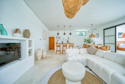 WhatsApp Image 2025-11-21 at 16.00.04