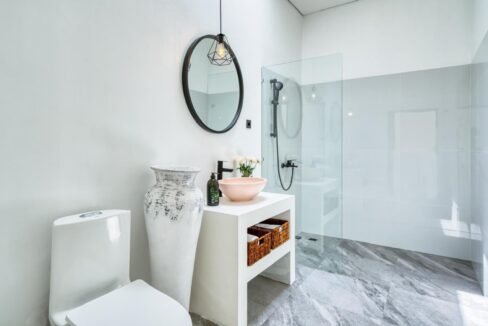 WhatsApp Image 2025-11-21 at 16.00.52