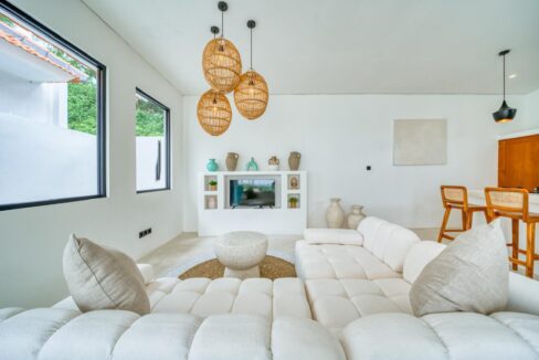 WhatsApp Image 2025-11-21 at 16.00.57