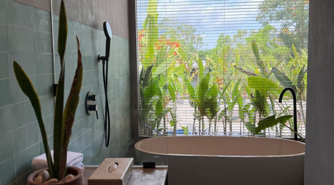 WhatsApp Image 2025-11-28 at 13.15.10