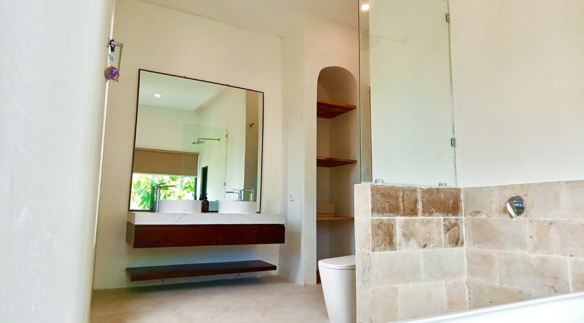 WhatsApp Image 2025-12-09 at 15.12.13