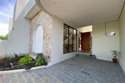 WhatsApp Image 2025-12-11 at 13.56.46