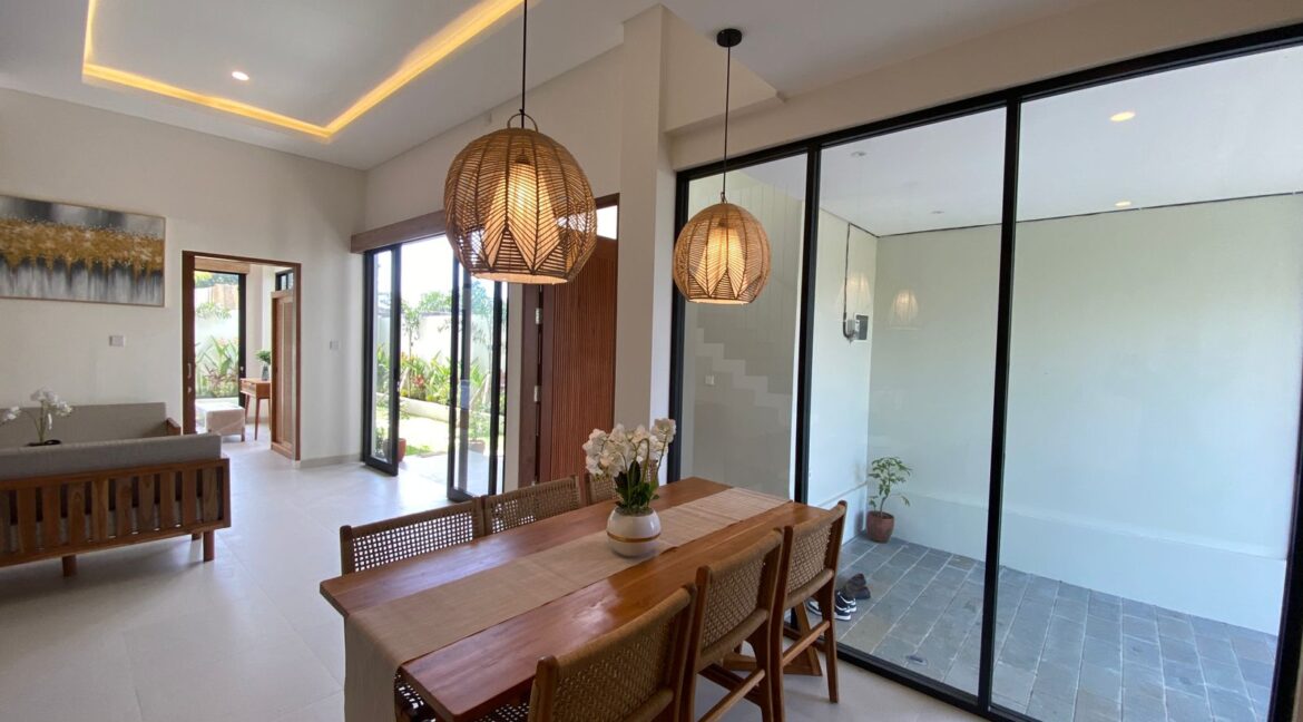 WhatsApp Image 2025-12-11 at 13.57.00