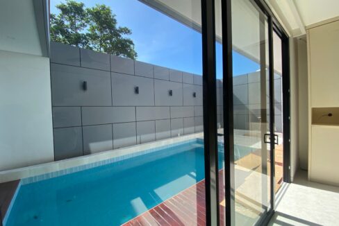 WhatsApp Image 2025-12-23 at 17.48.45