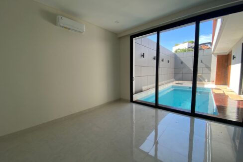 WhatsApp Image 2025-12-23 at 17.49.00