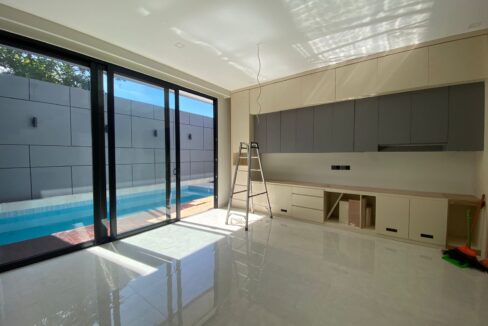 WhatsApp Image 2025-12-23 at 17.49.03