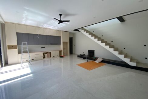 WhatsApp Image 2025-12-23 at 17.49.04