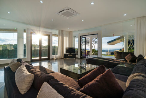 Ocean Height Living A01